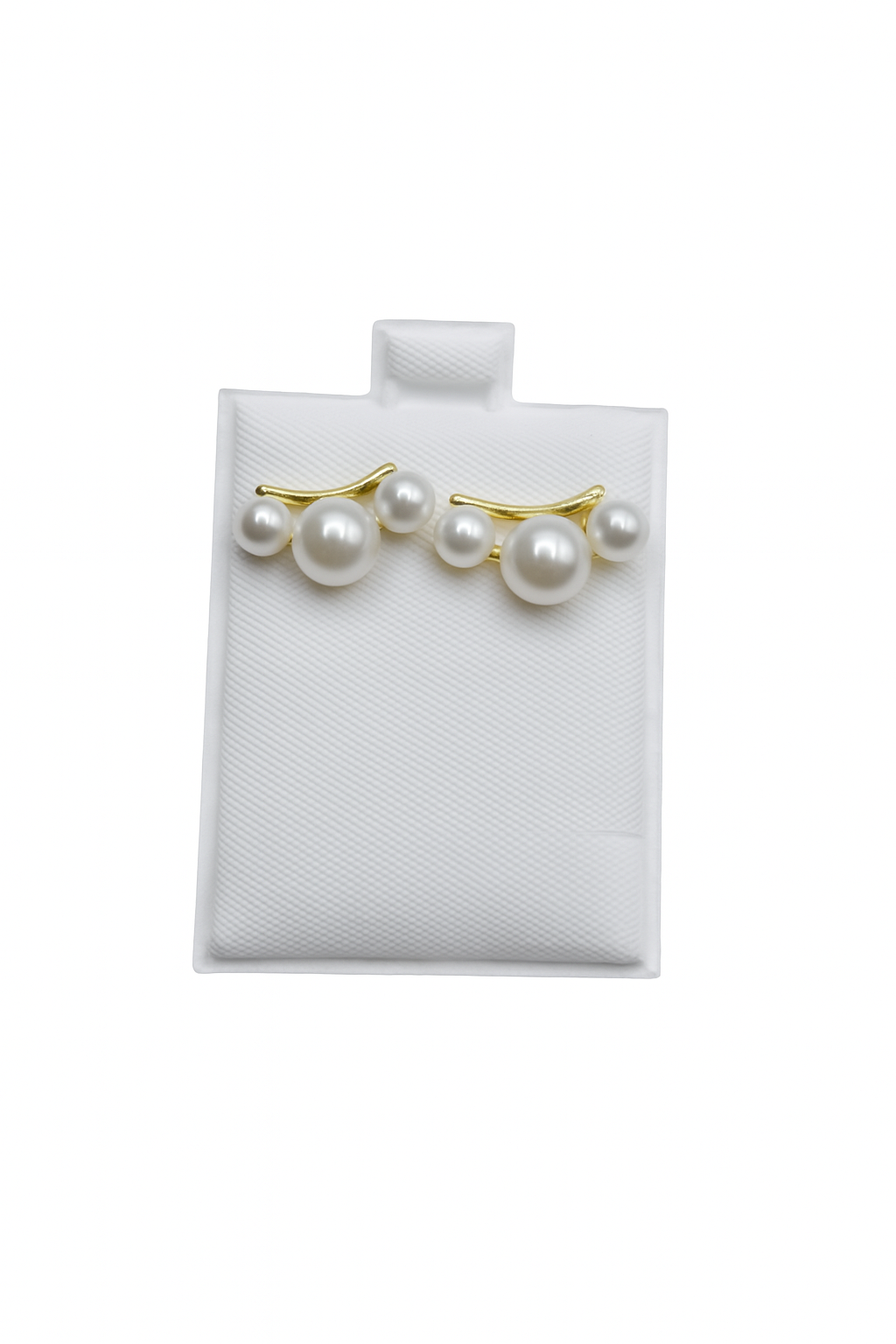 Pearls studs