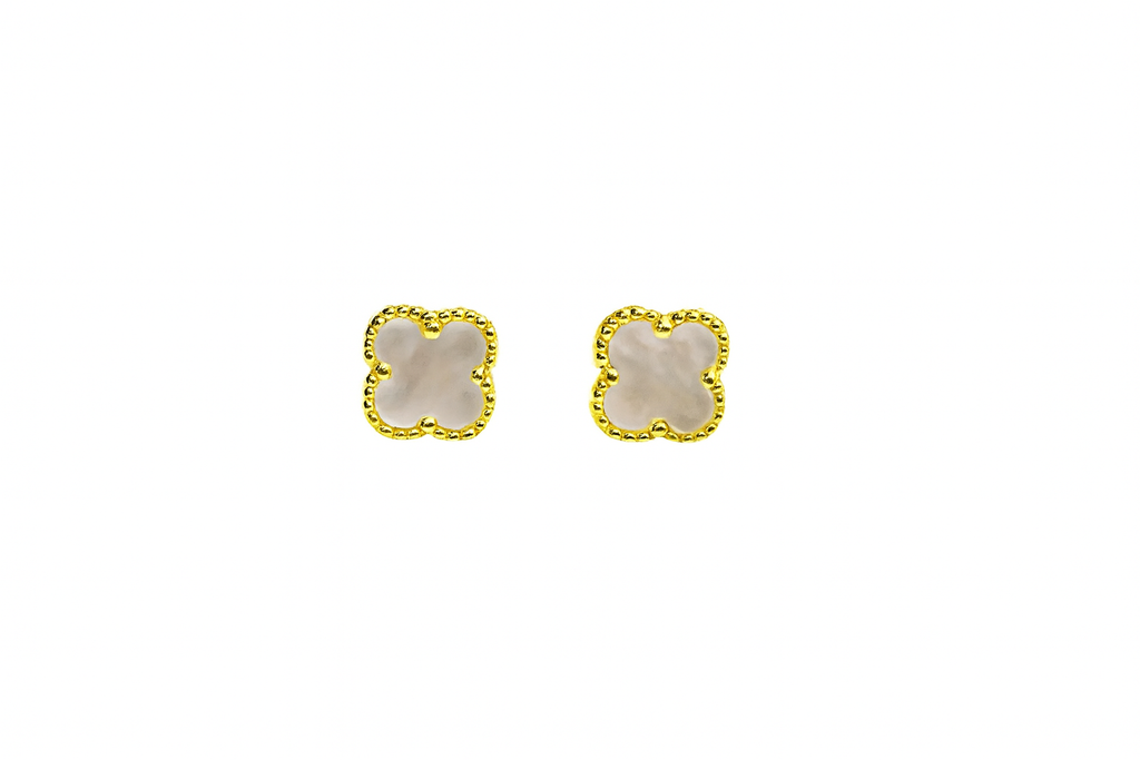 Clover studs