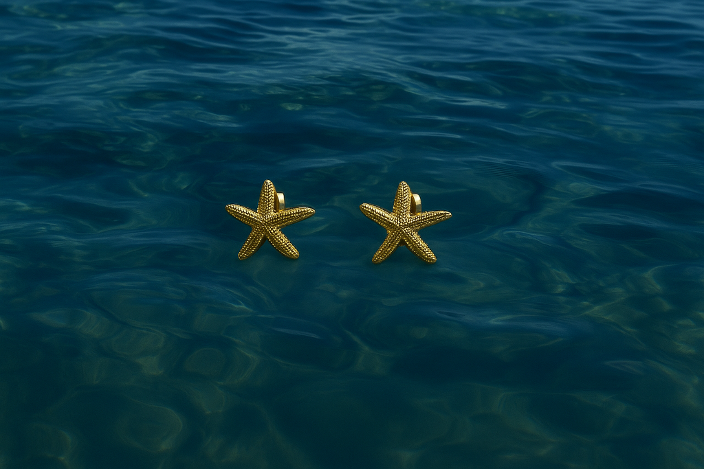 Starfish studs medium